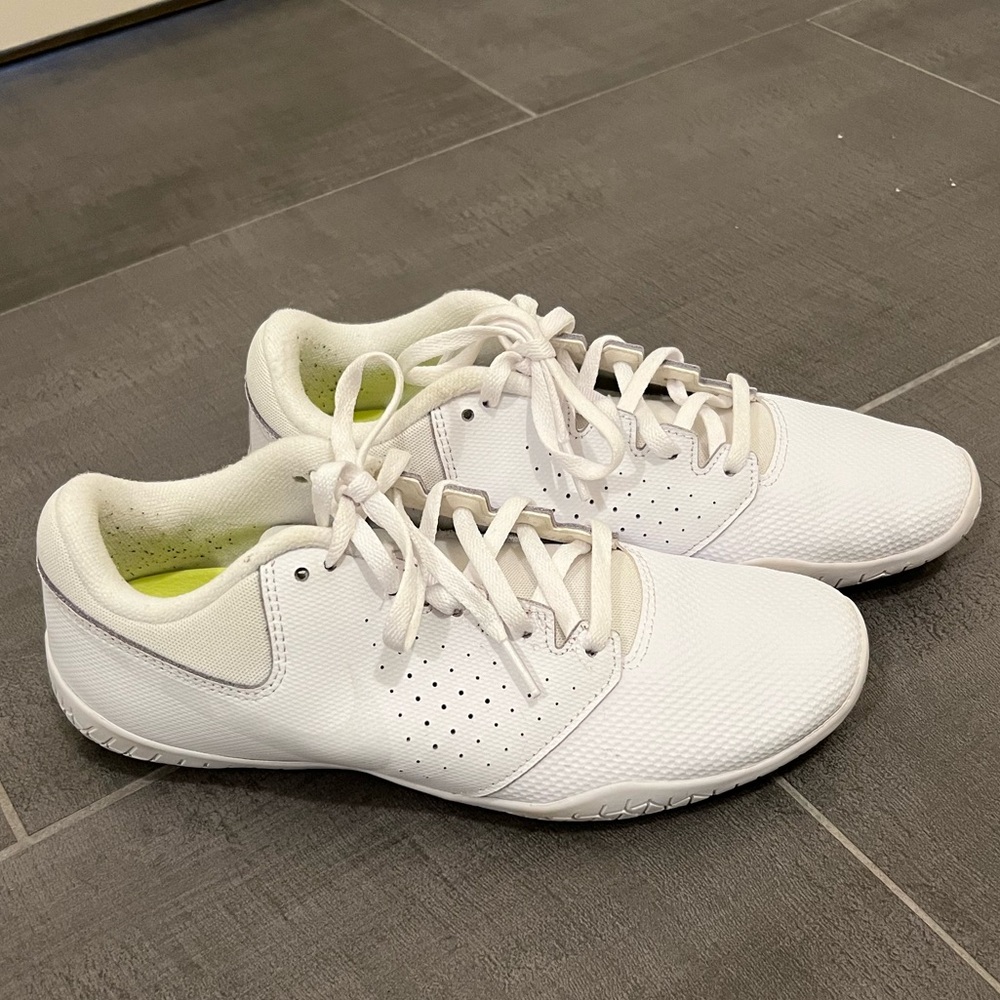 Nike Cheer shoes